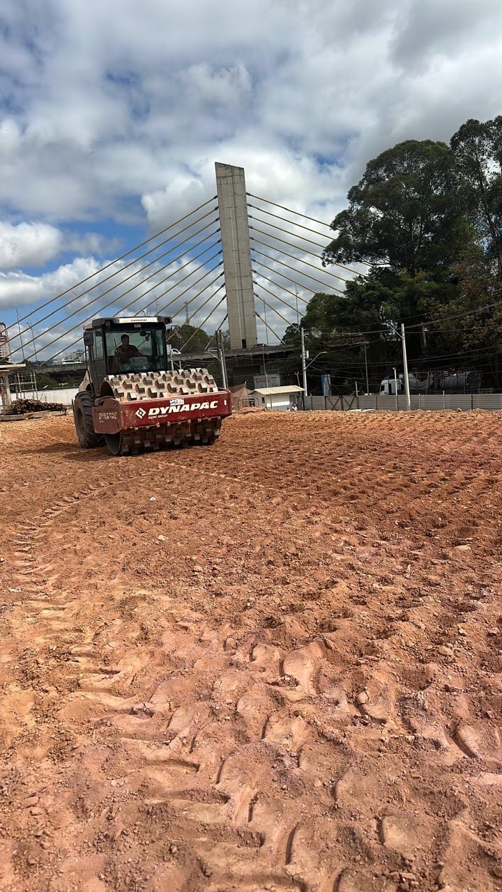 Locação de Máquinas com Operador