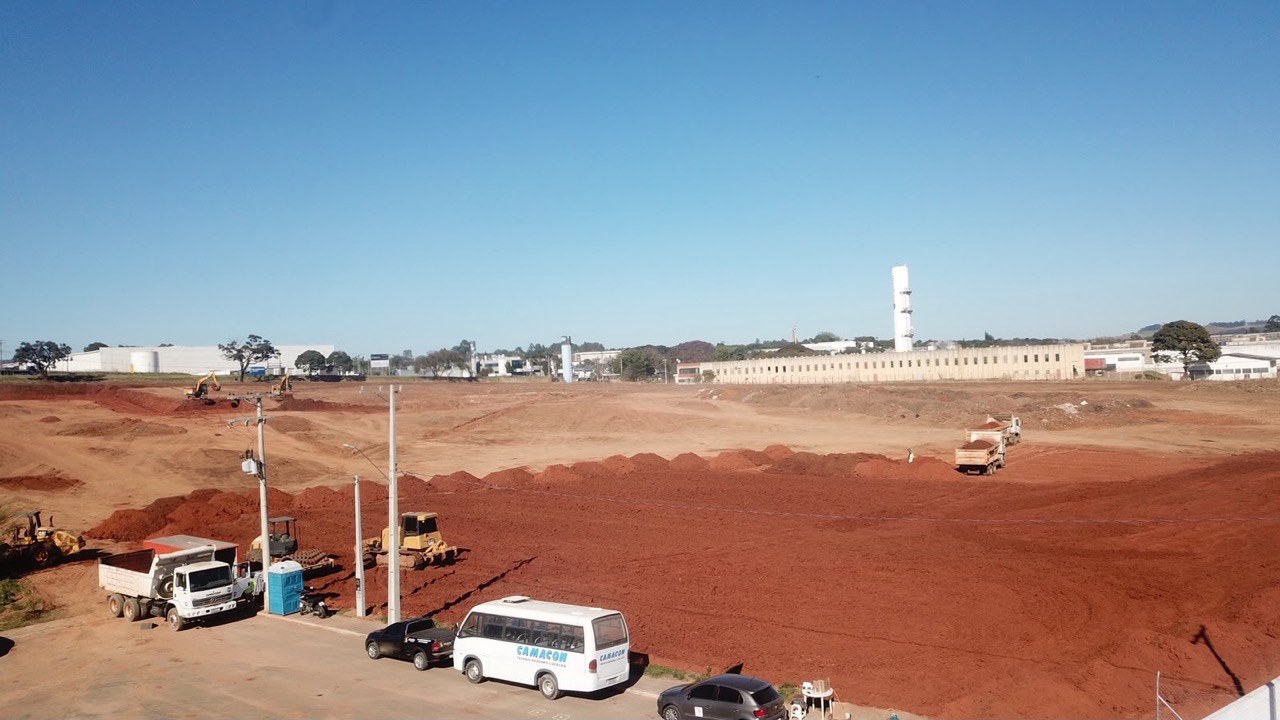 Transporte de Terra, Entulho e Materiais