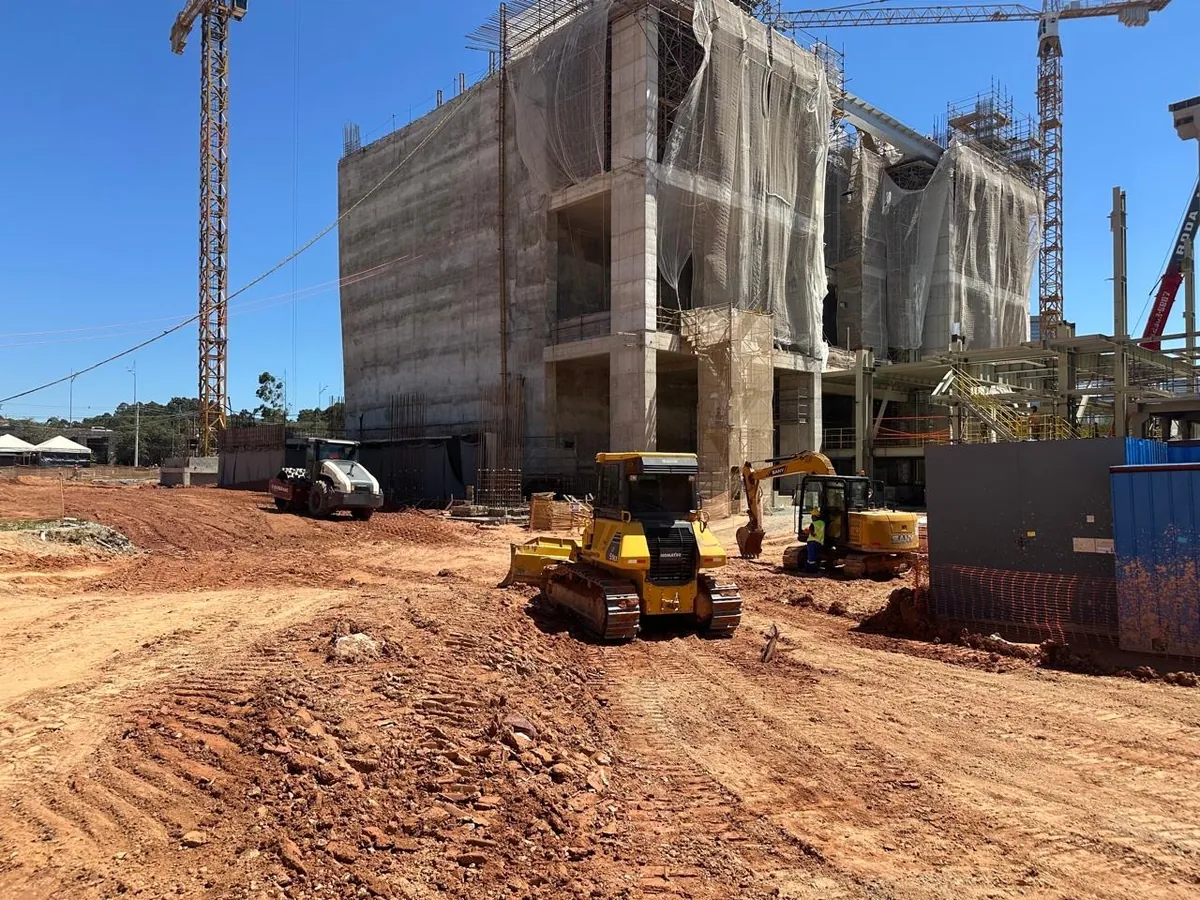 Galpão logístico em implantação no eixo Anhanguera em Campinas